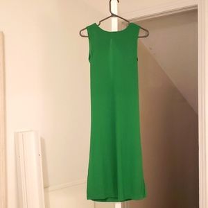 Stylish Kelly Green sheath dress